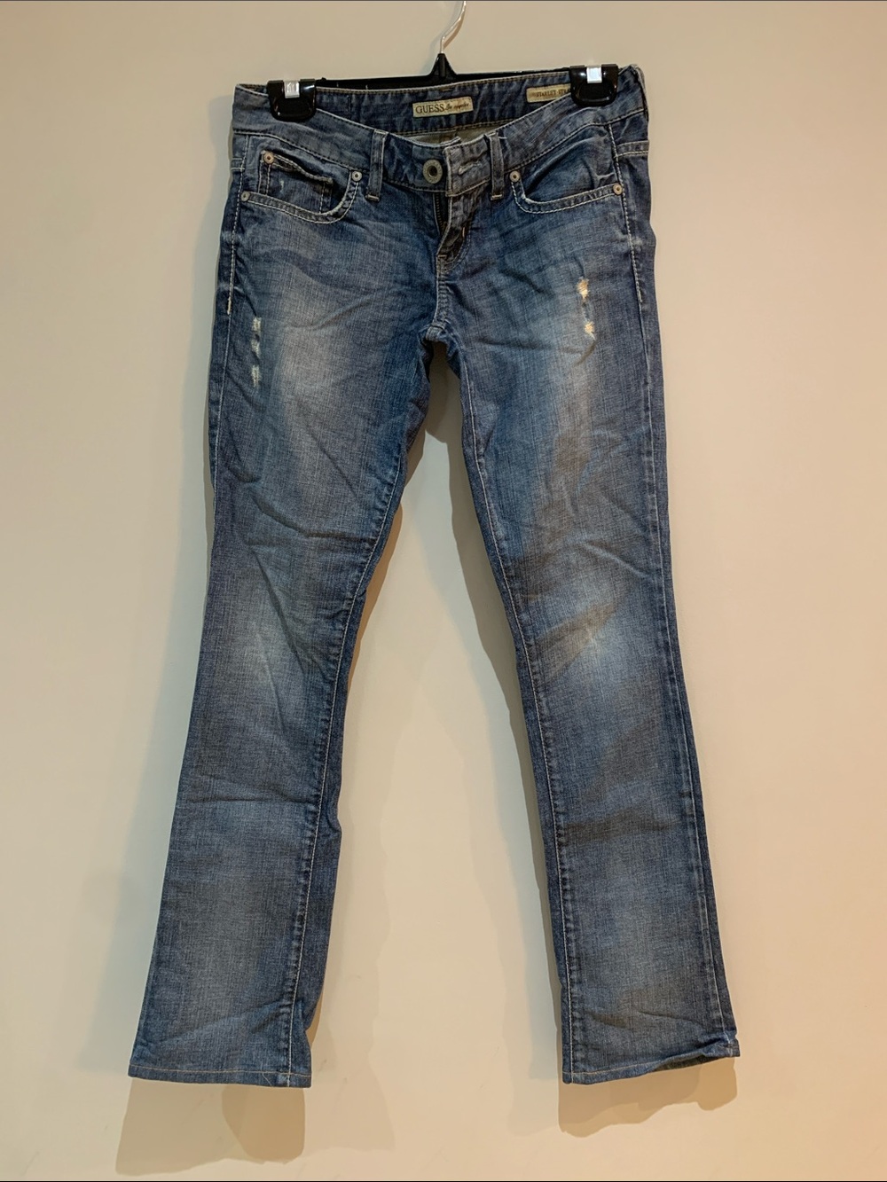 VINTAGE - Guess Straight Leg Jeans in Blue Wash